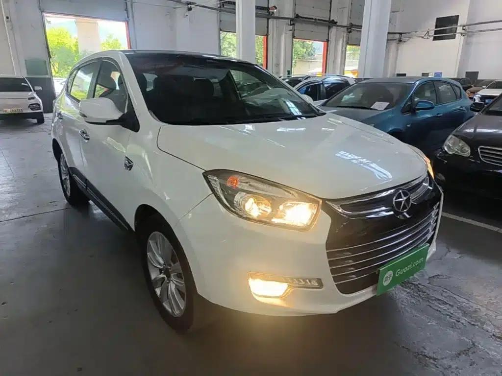 Refine S5 2015 1.5T Automatic Deluxe Edition — миниатюра 4