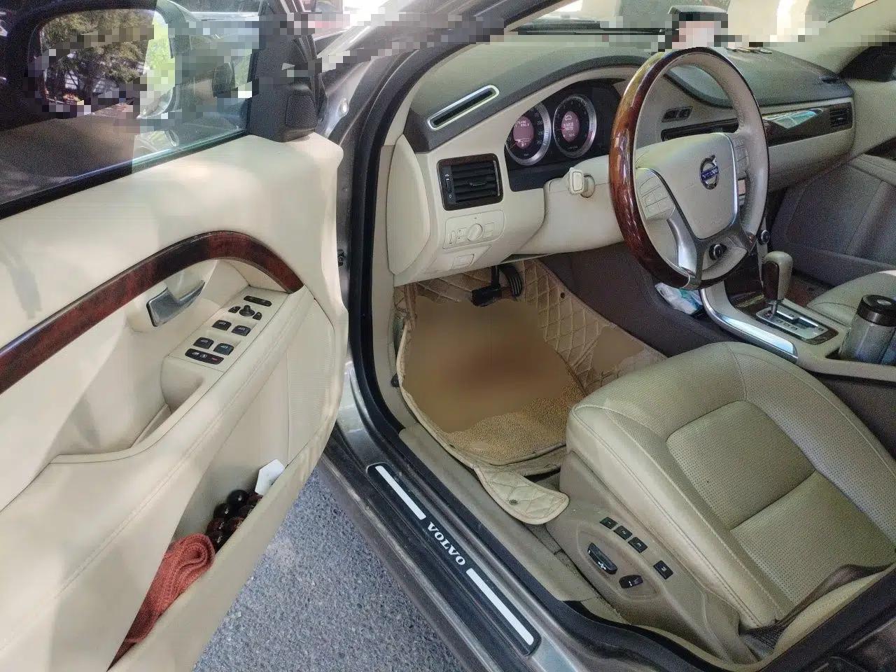 Volvo S80L 2011 2.0T ZhiZun Edition — миниатюра 16