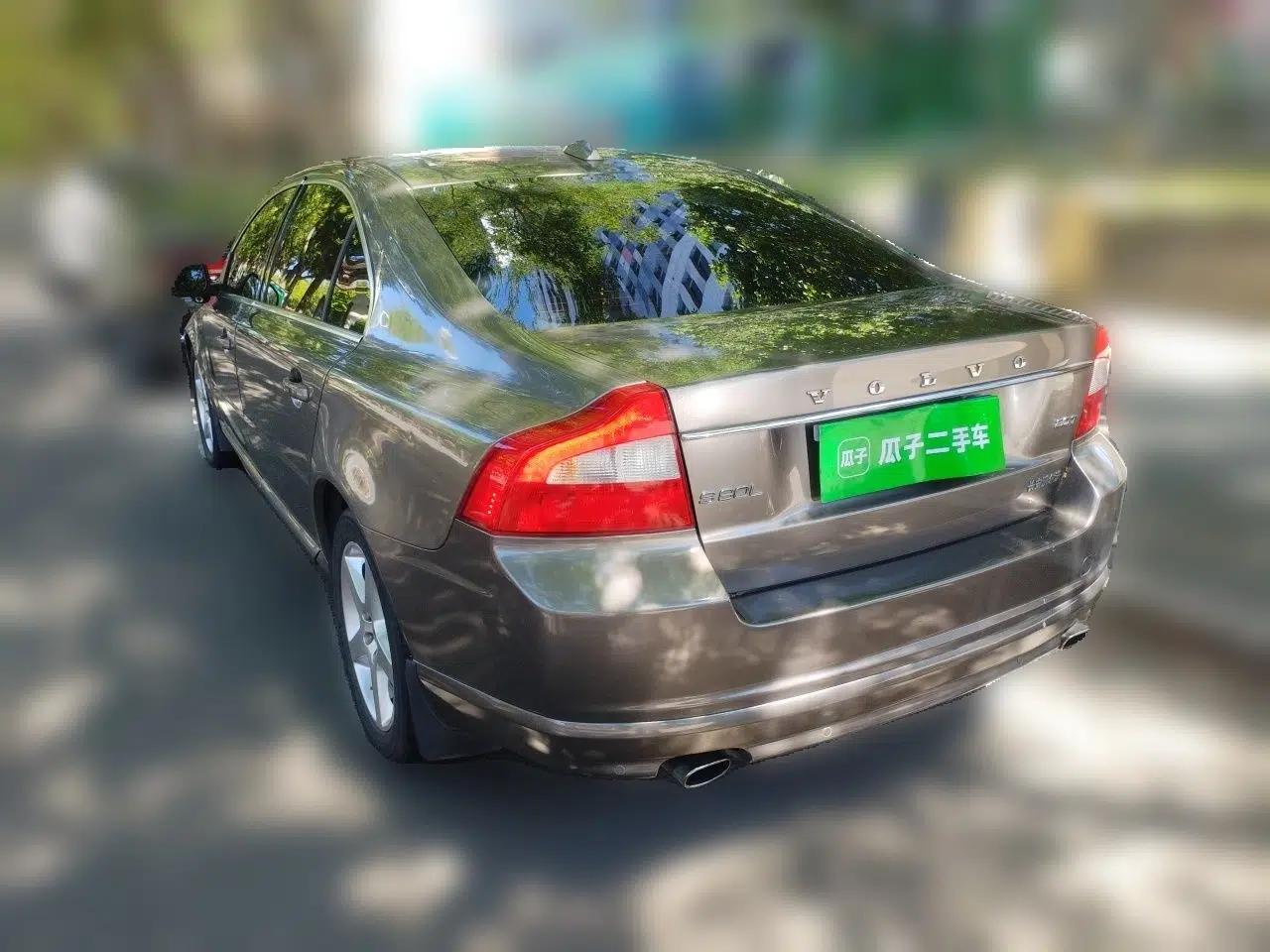 Volvo S80L 2011 2.0T ZhiZun Edition — миниатюра 4