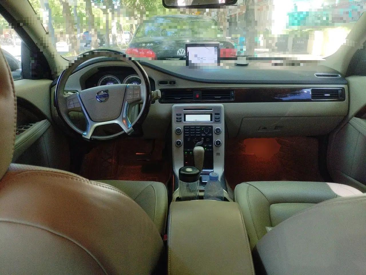 Volvo S80L 2011 2.0T ZhiZun Edition — миниатюра 9