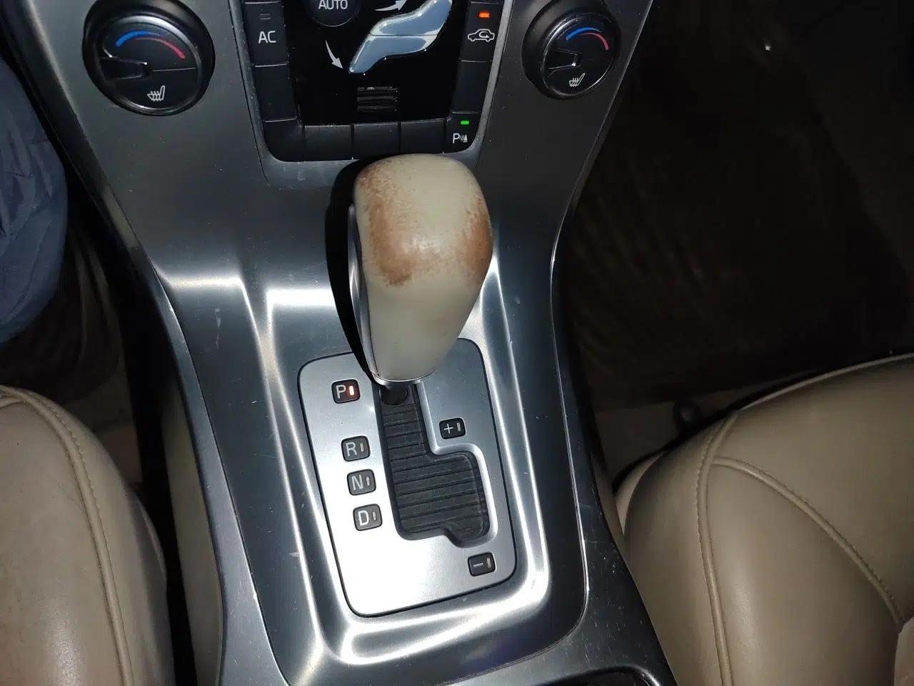 Volvo S80L 2012 2.0T T5 Luxury Edition — миниатюра 14