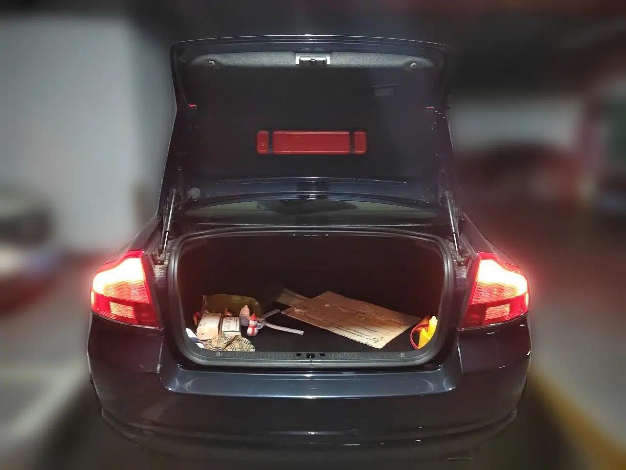 Volvo S80L 2012 2.0T T5 Luxury Edition — миниатюра 19
