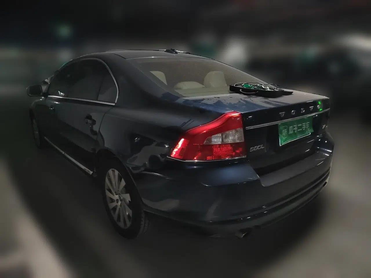 Volvo S80L 2012 2.0T T5 Luxury Edition — миниатюра 4