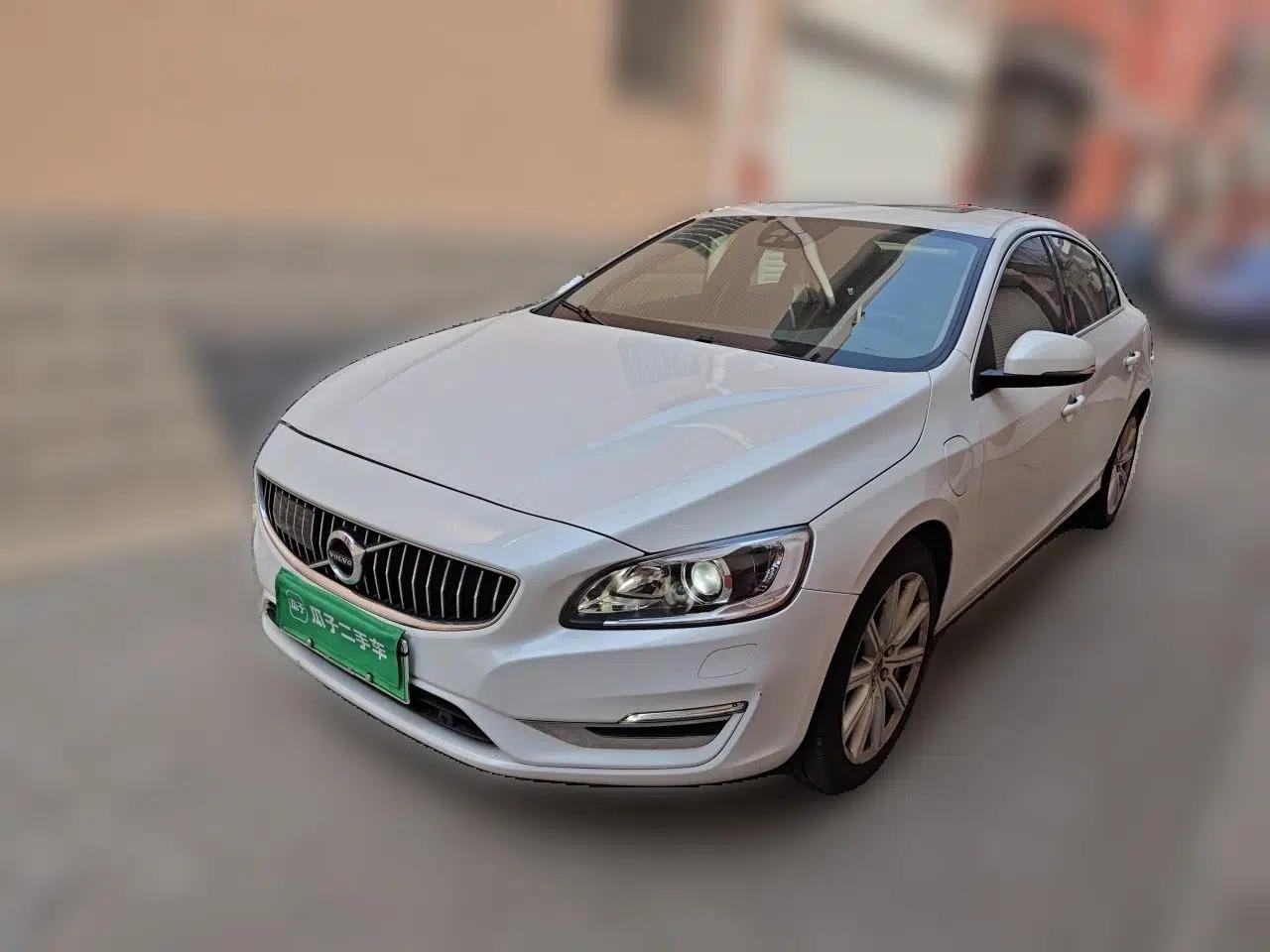 Volvo S60 New Energy 2018 S60L E-Drive Hybrid T6 Progressive Edition — миниатюра 1
