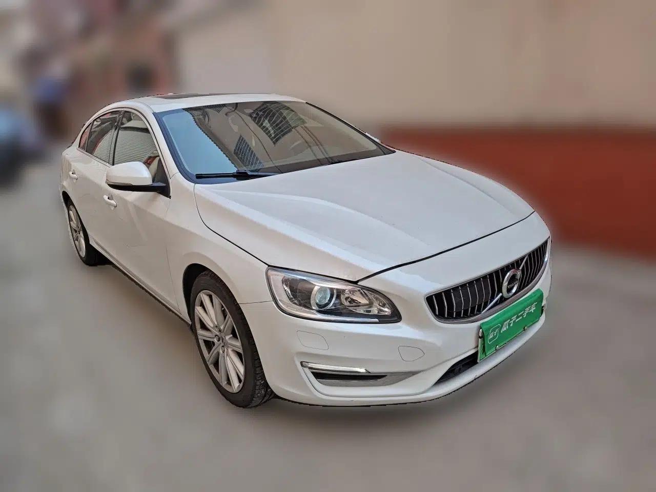 Volvo S60 New Energy 2018 S60L E-Drive Hybrid T6 Progressive Edition — миниатюра 3