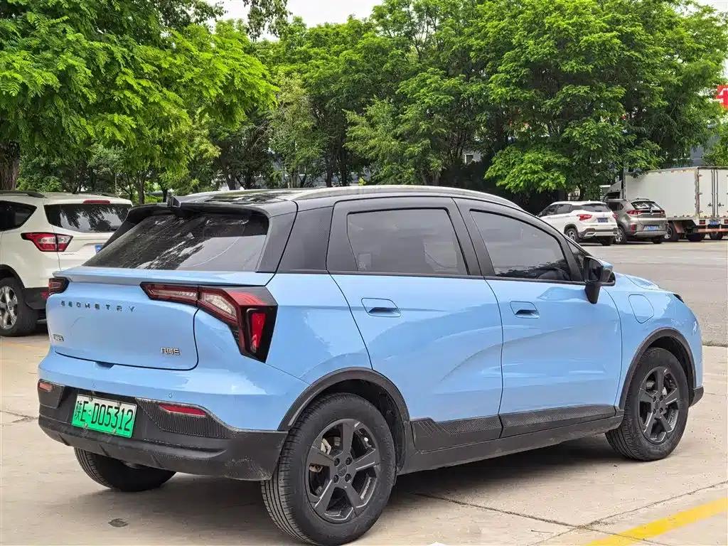 Geely Geometry E Firefly 2023 Model 401KM Lightning Tiger 5-Seater — миниатюра 7