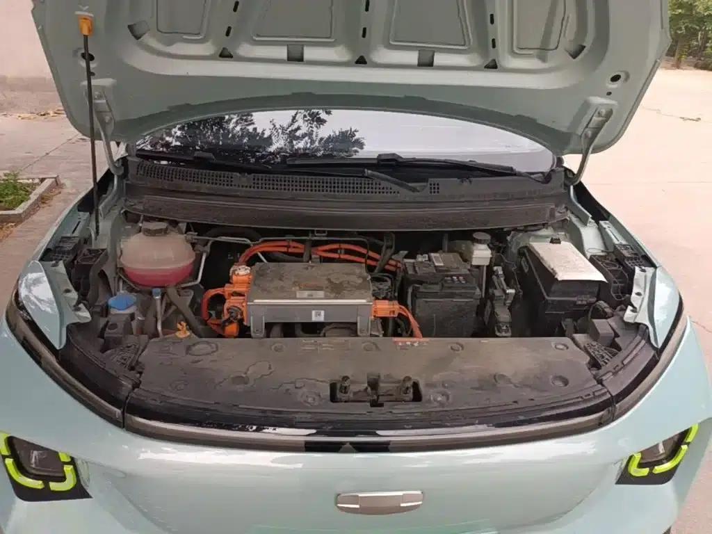 Geely Geometry E Firefly 2023 Model 401KM Linglong Tiger 5-Seater — миниатюра 20