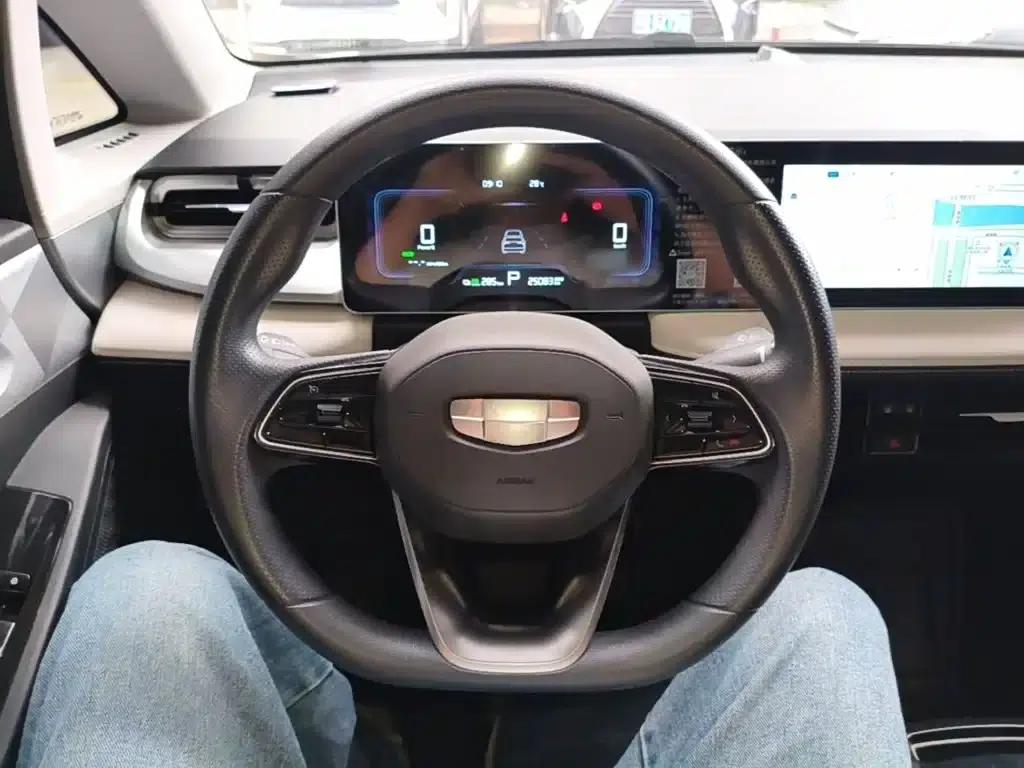 Geely Geometry E Firefly 2022 Model 401KM Linglong Tiger 4-Seater — миниатюра 11