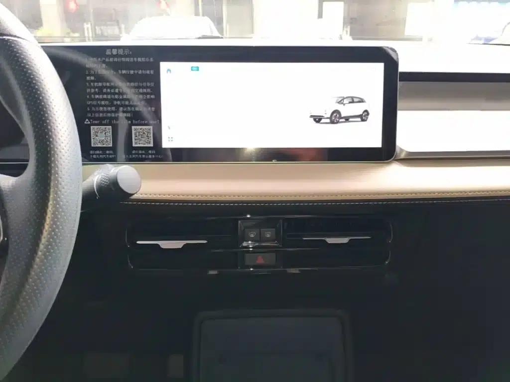 Geely Geometry E Firefly 2022 Model 401KM Linglong Tiger 4-Seater — миниатюра 13