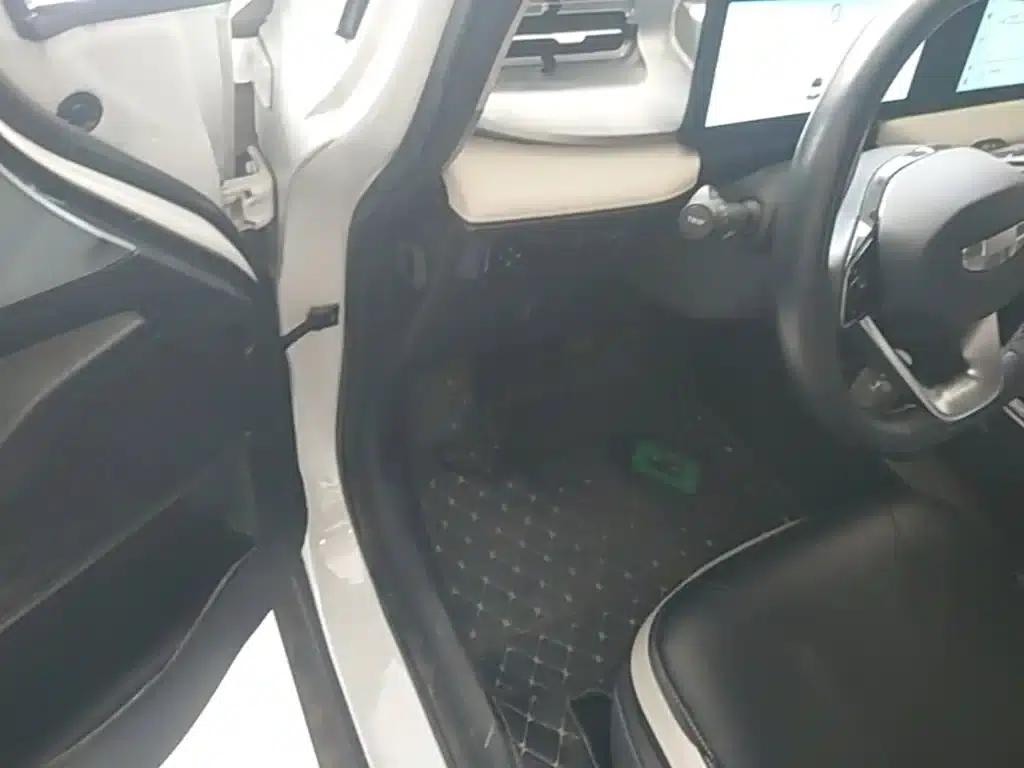 Geely Geometry E Firefly 2022 Model 401KM Thunder Tiger 4-Seater — миниатюра 16
