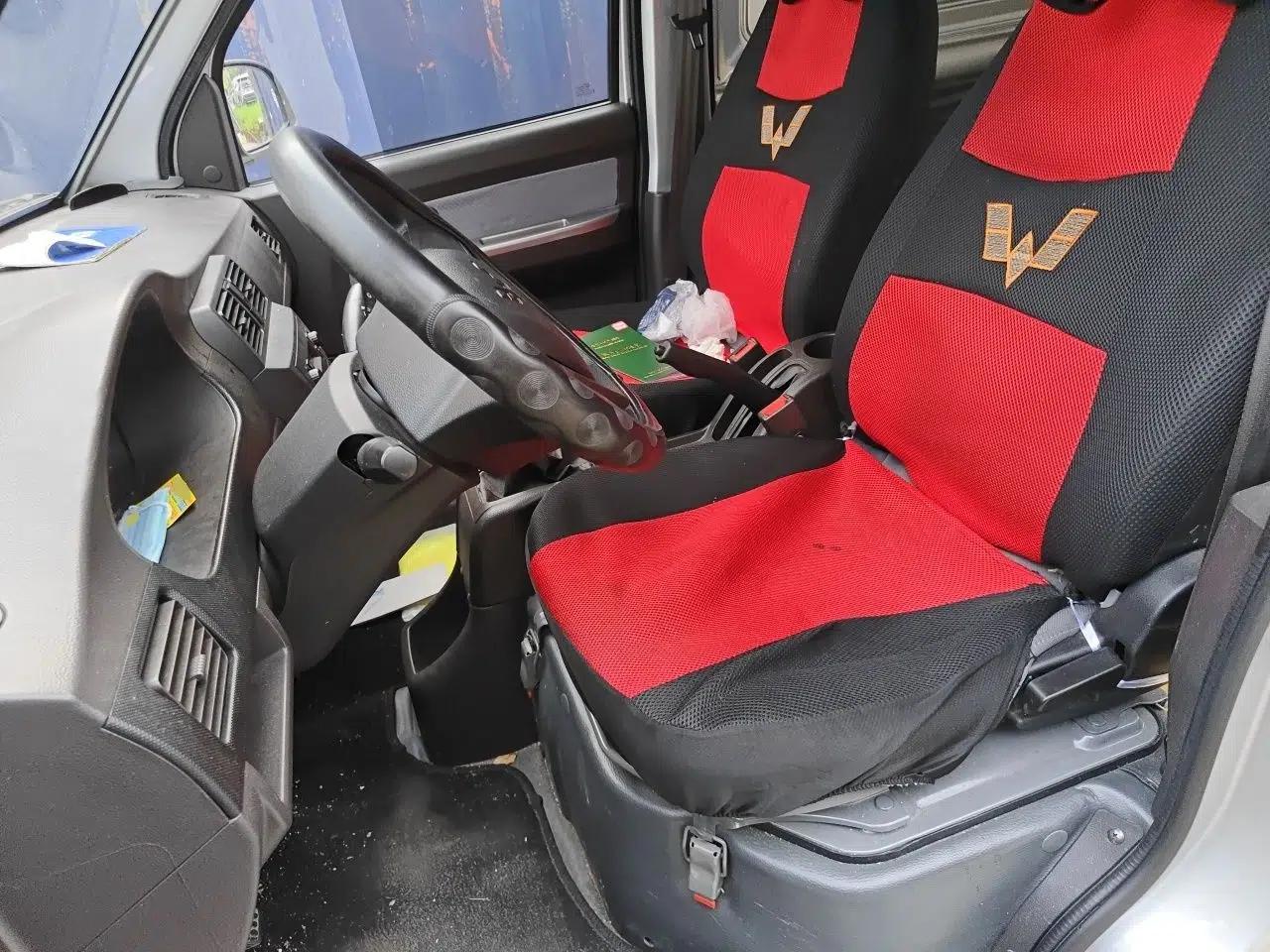 Wuling Rongguang S 2023 1.5L Basic Enclosed-Window Vehicle 2 Seats — миниатюра 15