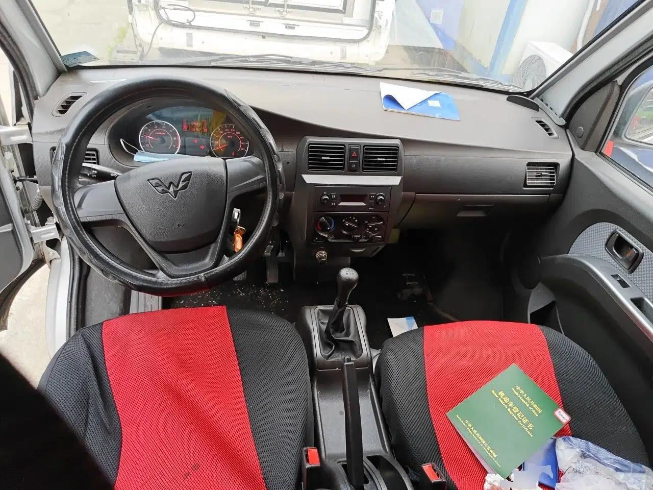 Wuling Rongguang S 2023 1.5L Basic Enclosed-Window Vehicle 2 Seats — миниатюра 9