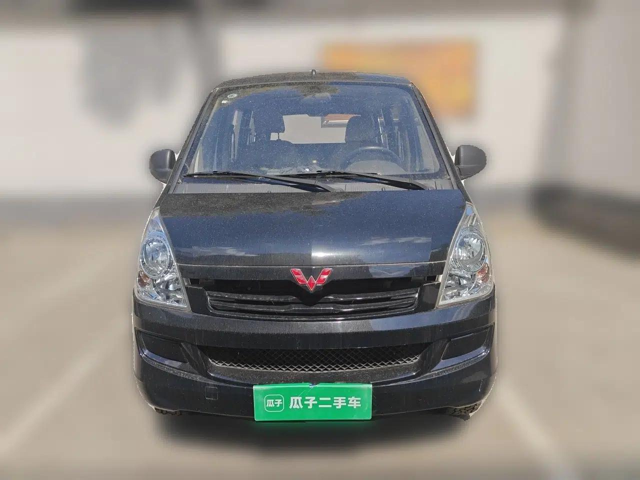 Wuling Rongguang S 2021 1.2L Base Model 5-Seater LSI — миниатюра 2