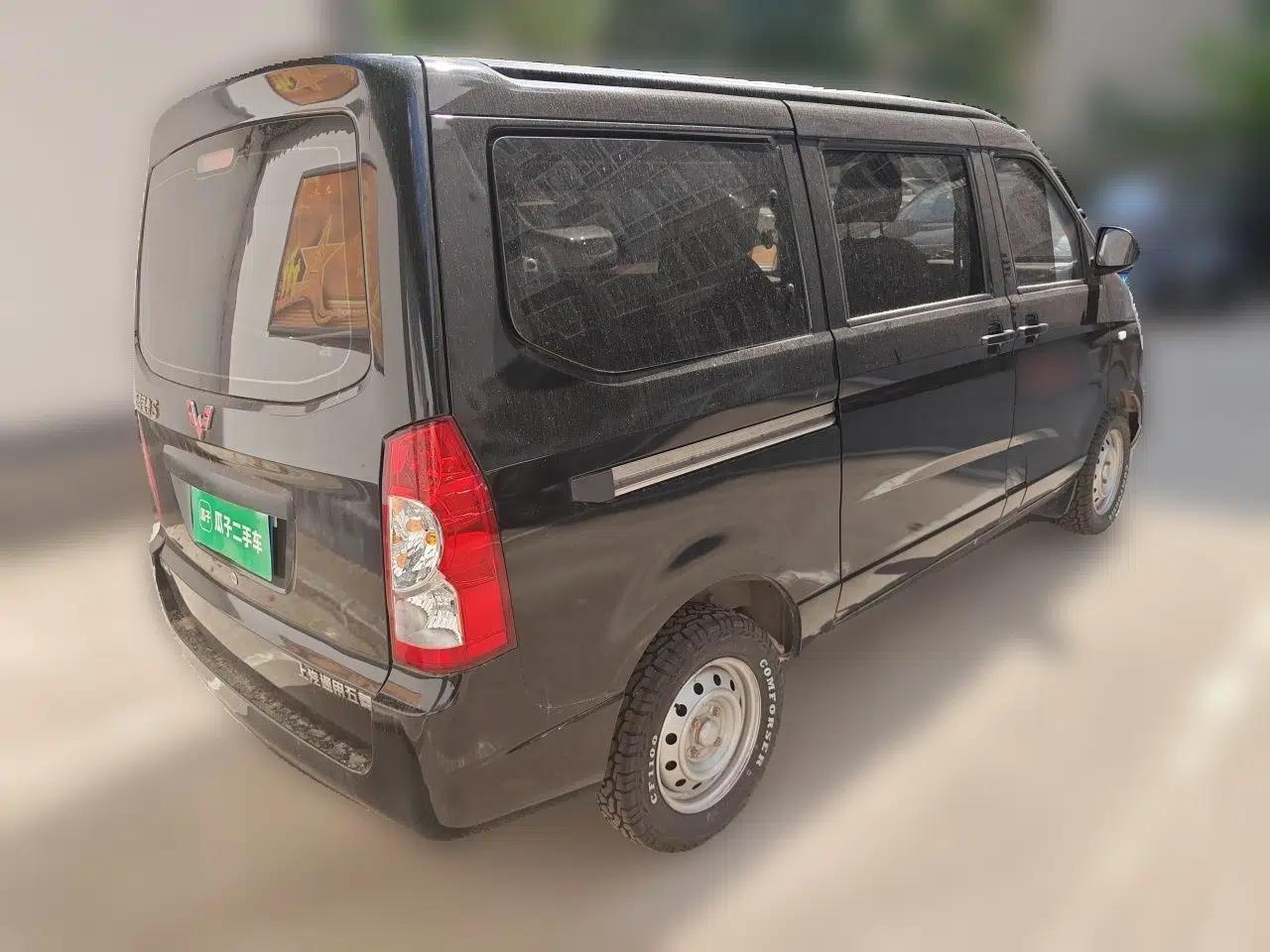 Wuling Rongguang S 2021 1.2L Base Model 5-Seater LSI — миниатюра 6