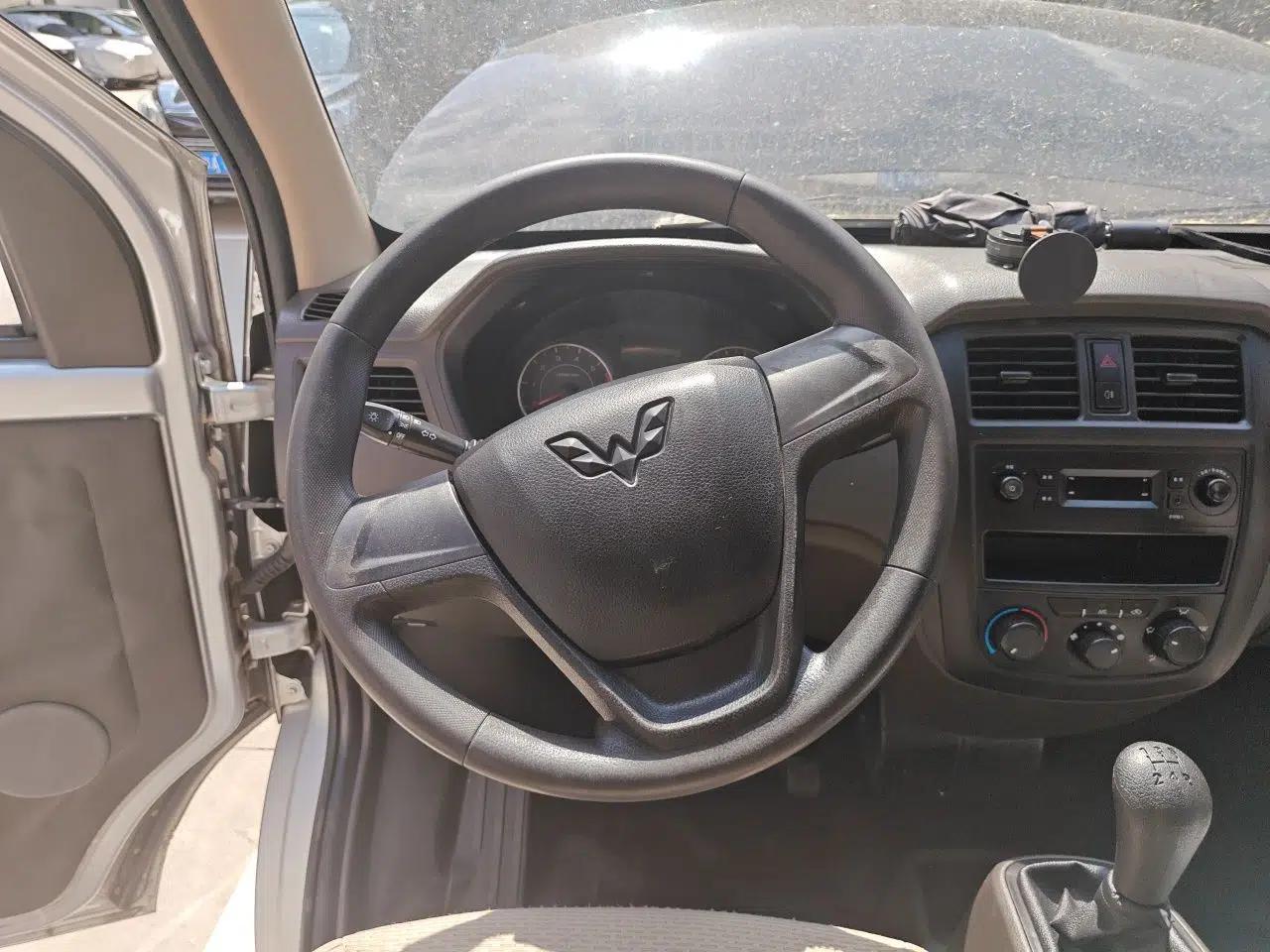 Wuling Rongguang S 2021 1.2L Base Model 5-Seater LSI — миниатюра 10