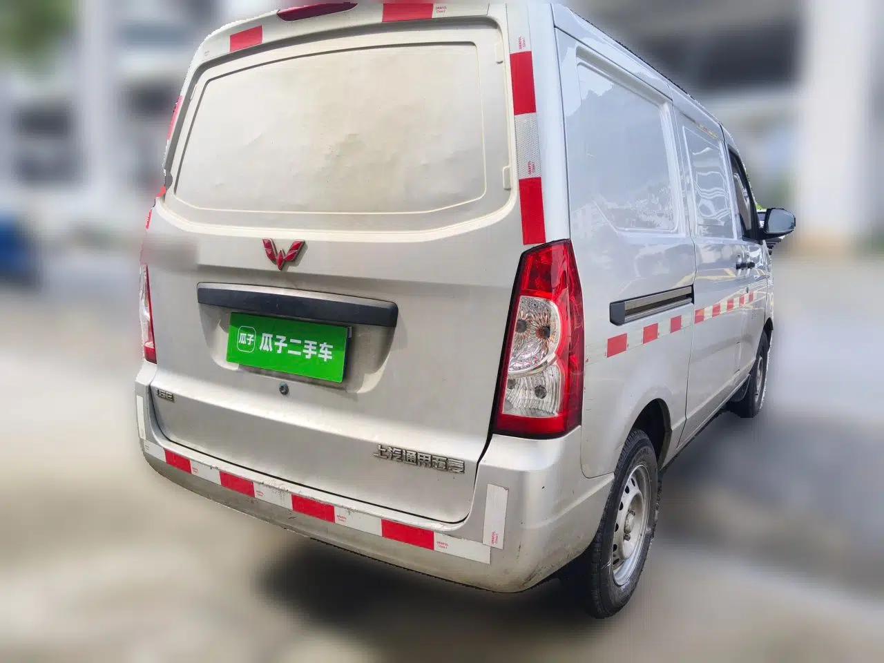 Wuling Rongguang S 2023 1.5L Basic Enclosed-Window Vehicle 2 Seats — миниатюра 6