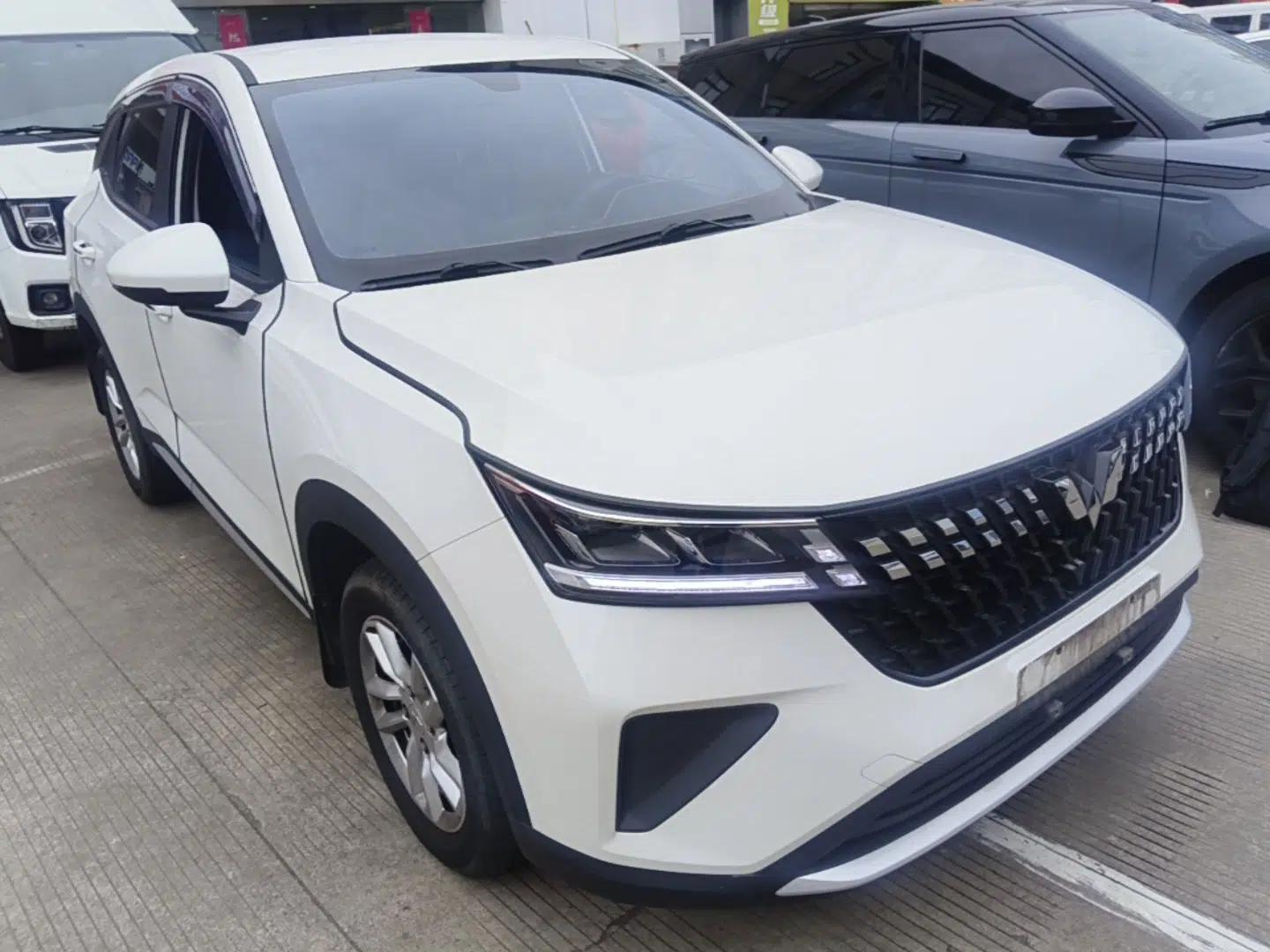 Wuling Alvez 2022 1.5L CVT Comfort Edition — миниатюра 3