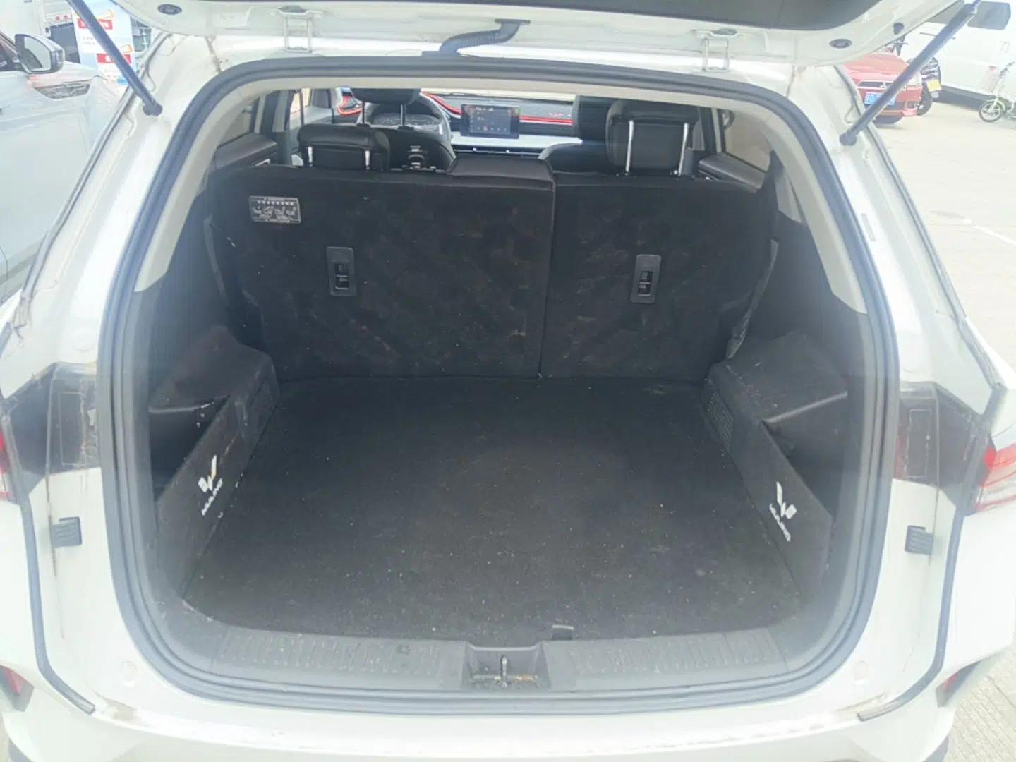 Wuling Alvez 2022 1.5L CVT Comfort Edition — миниатюра 27