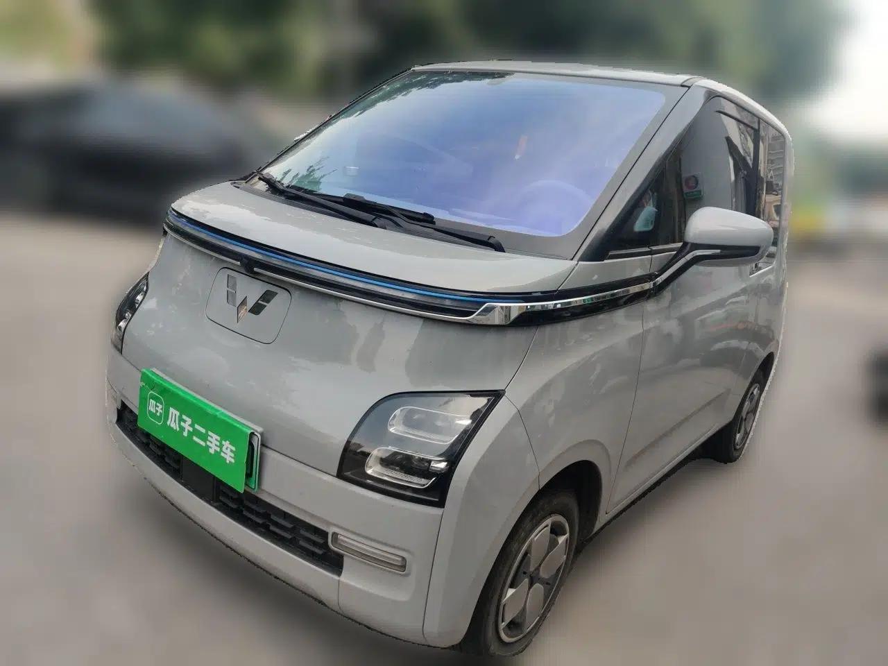 Wuling Air ev 2023 - Four Seats - Advanced Edition — миниатюра 1