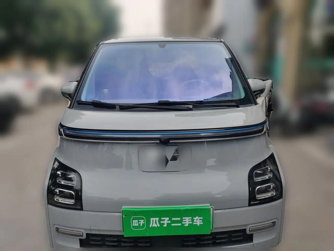 Wuling Air ev 2023 - Four Seats - Advanced Edition — миниатюра 2