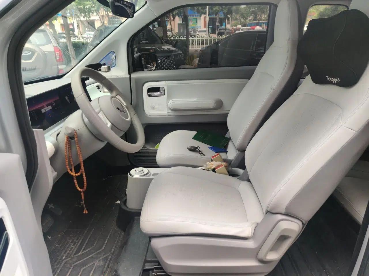 Wuling Air ev 2023 - Four Seats - Advanced Edition — миниатюра 15