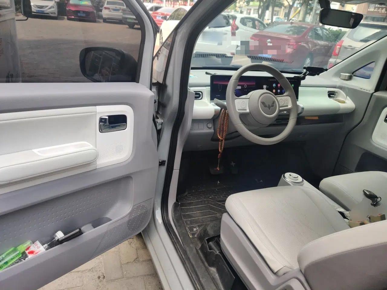Wuling Air ev 2023 - Four Seats - Advanced Edition — миниатюра 16