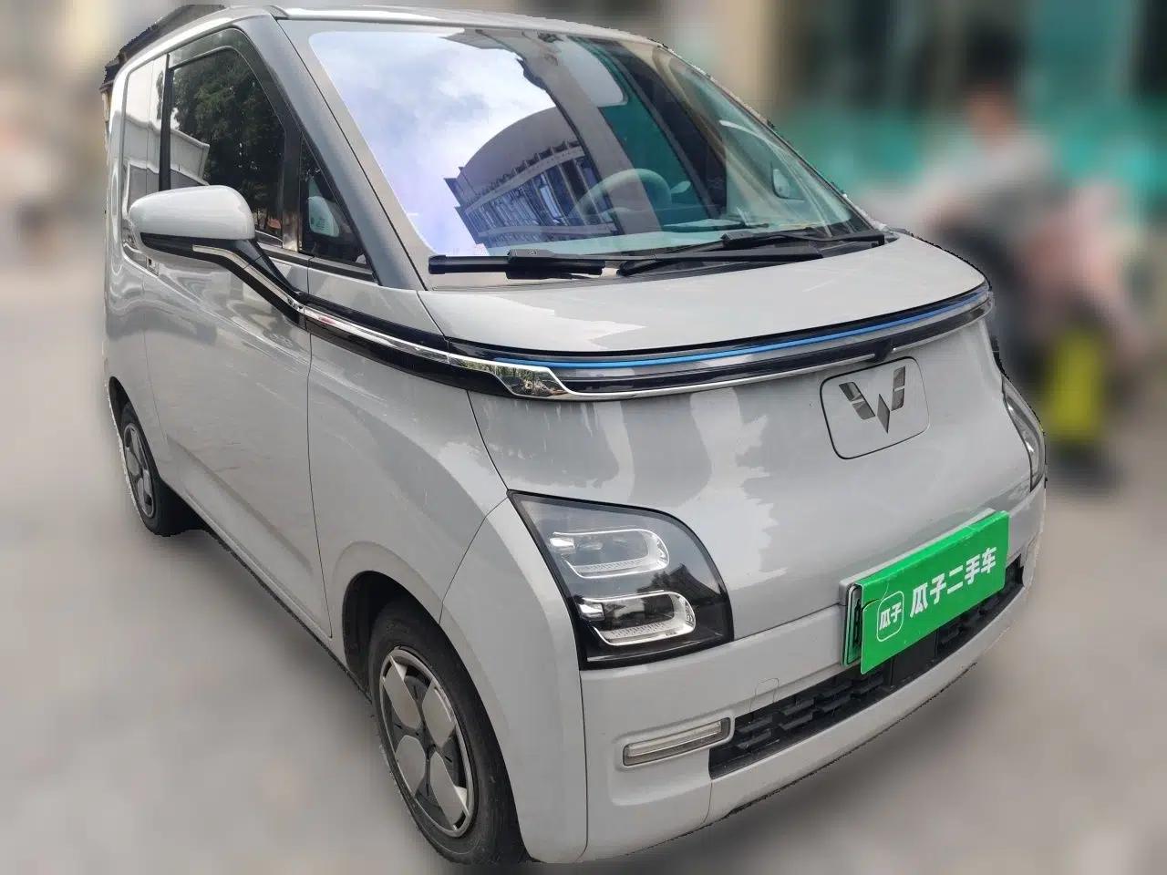 Wuling Air ev 2023 - Four Seats - Advanced Edition — миниатюра 3