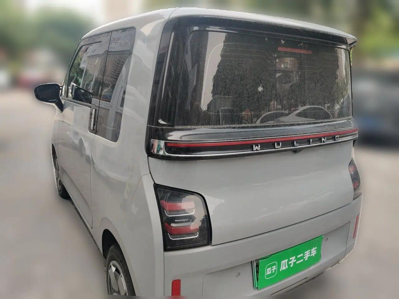 Wuling Air ev 2023 - Four Seats - Advanced Edition — миниатюра 4