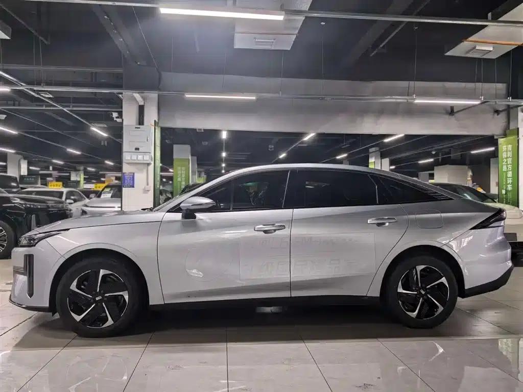 Galaxy L6 2025 EM-i 140km Starship Edition — миниатюра 3