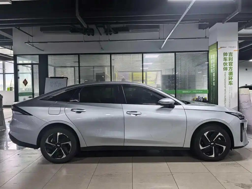 Galaxy L6 2025 EM-i 140km Starship Edition — миниатюра 4
