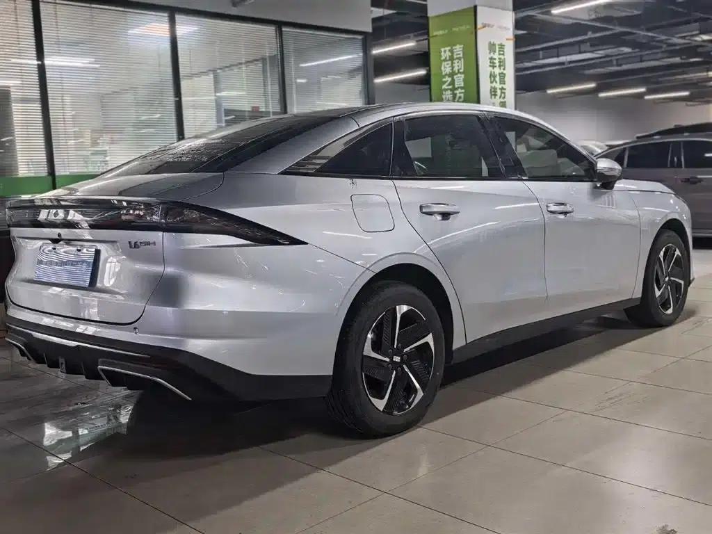 Galaxy L6 2025 EM-i 140km Starship Edition — миниатюра 6