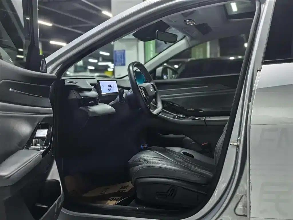 Galaxy L6 2025 EM-i 140km Starship Edition — миниатюра 10