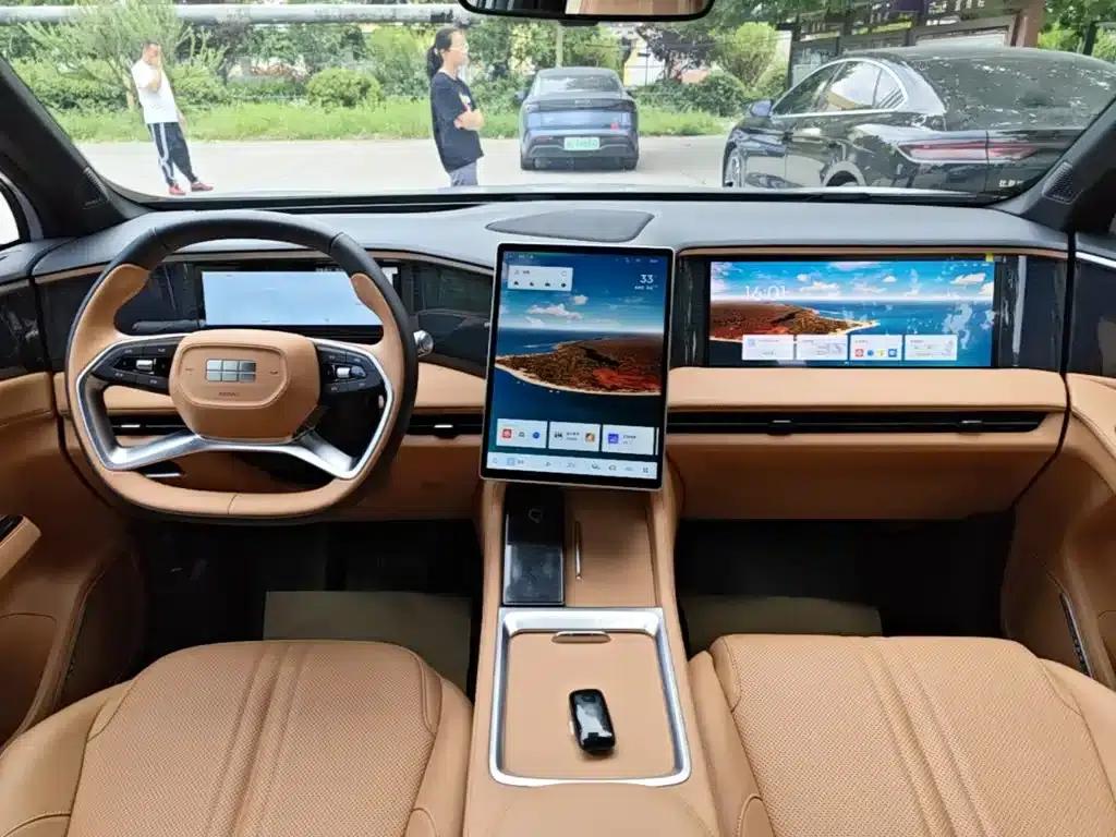 Galaxy L7 2025 EM-i 115km Explorer+ Edition — миниатюра 13