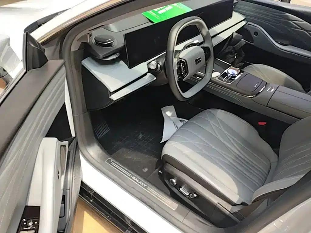 Galaxy E8 2025 Model 700km Long-Range Intelligent Driving Edition — миниатюра 16