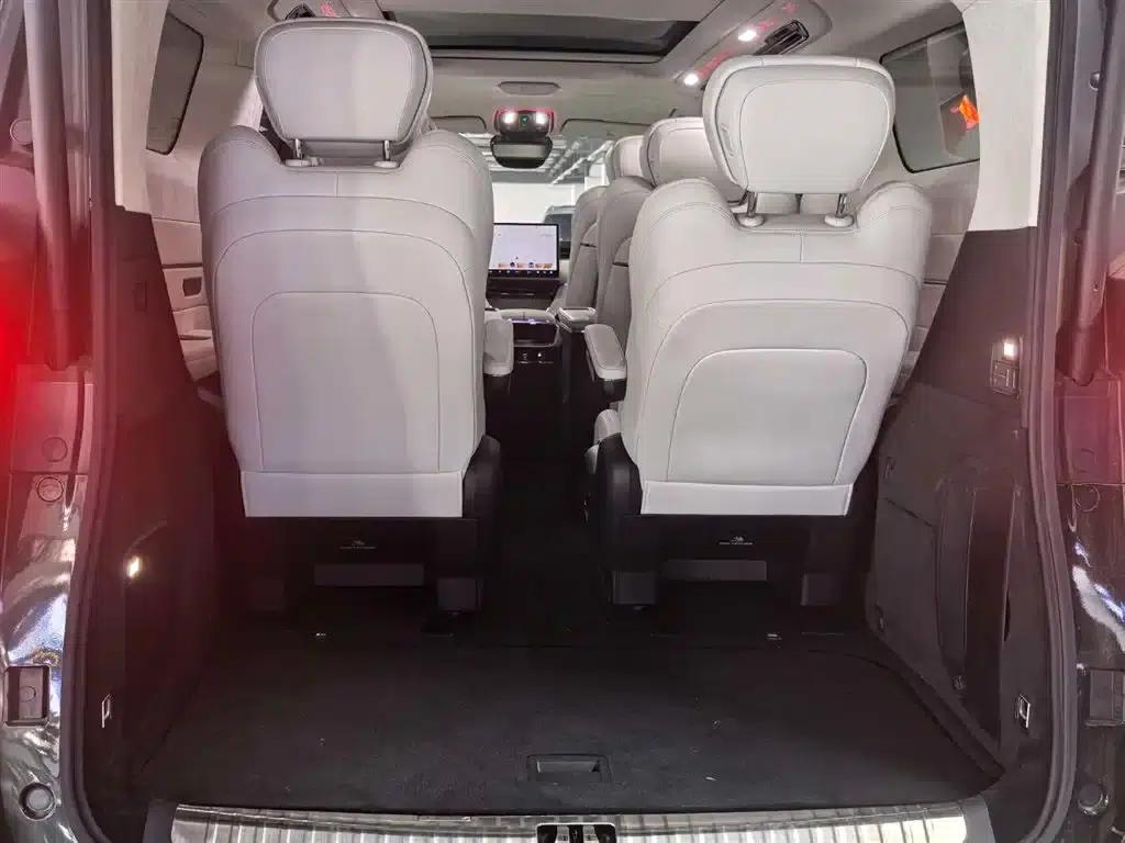Yizhen L380 2025 Model 805km Flagship Edition 4WD — миниатюра 15