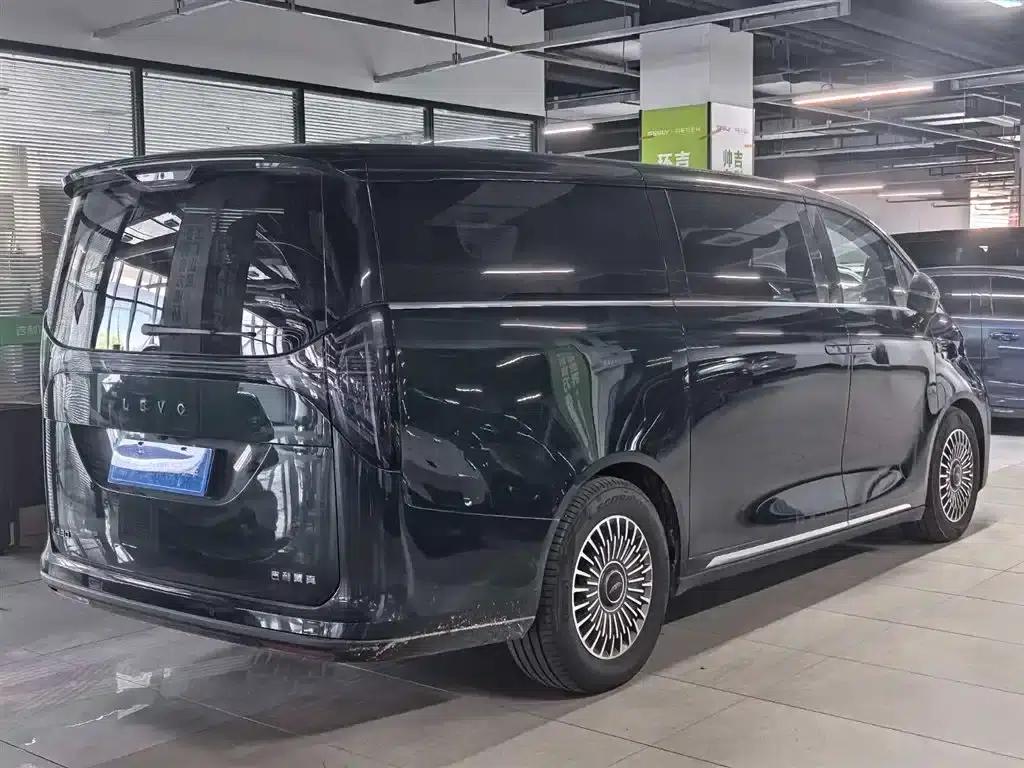 Yizhen L380 2025 Model 805km Flagship Edition 4WD — миниатюра 7