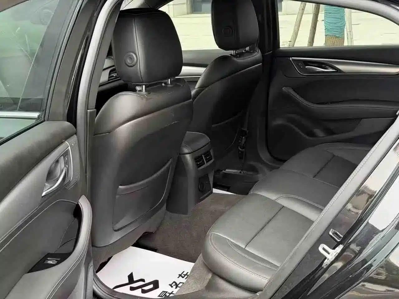 2024 Cadillac CT5 28T Luxury Pro — миниатюра 8