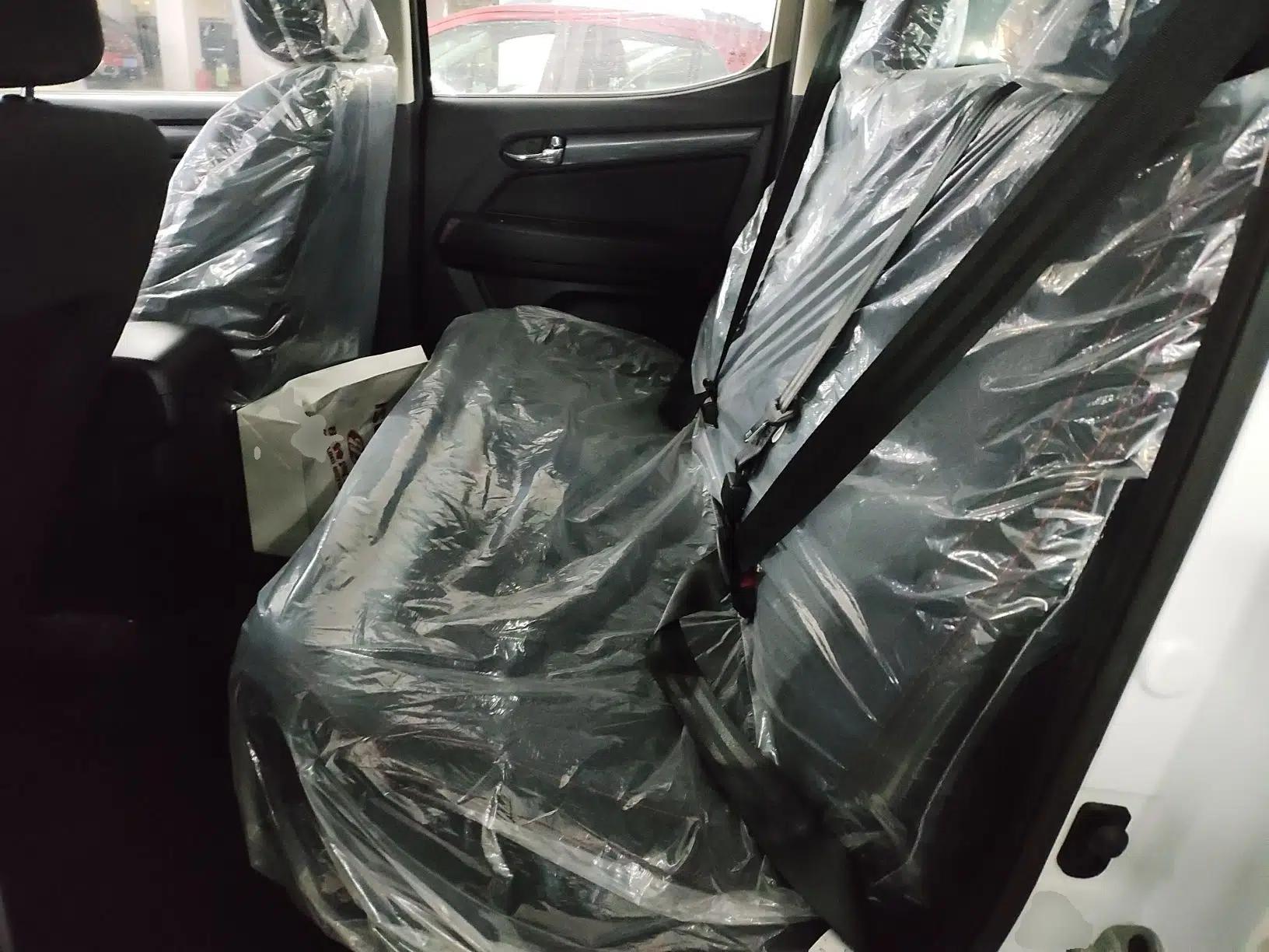 Isuzu TAGA 2021 3.0T Diesel Manual Two-Wheel Drive Luxury Edition Long Wheelbase 4KH1CT6H1 — миниатюра 23