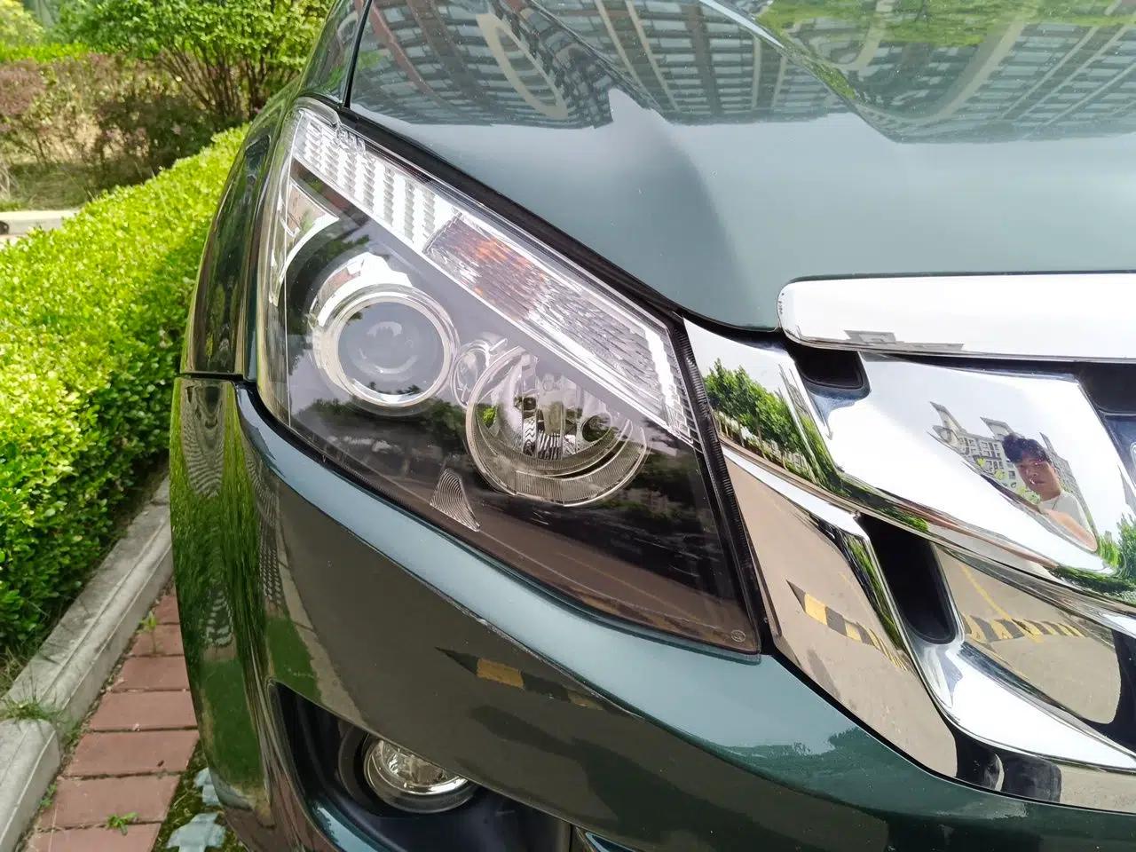 Isuzu D-MAX 2018 3.0T Four-Wheel Drive Automatic Ultra-Luxury Version 4JJ1-TC HI — миниатюра 7