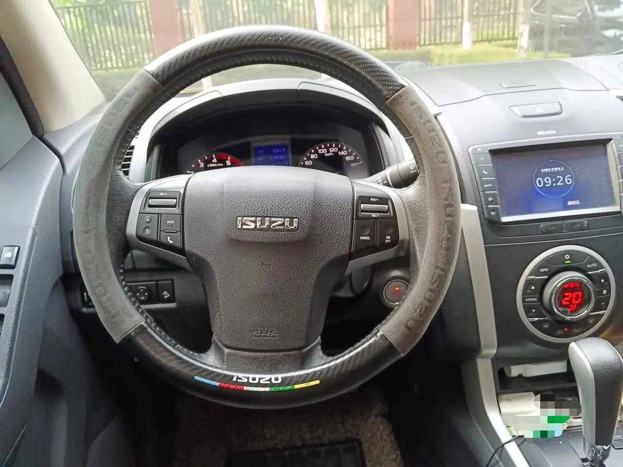 Isuzu D-MAX 2018 3.0T Four-Wheel Drive Automatic Ultra-Luxury Version 4JJ1-TC HI — миниатюра 10
