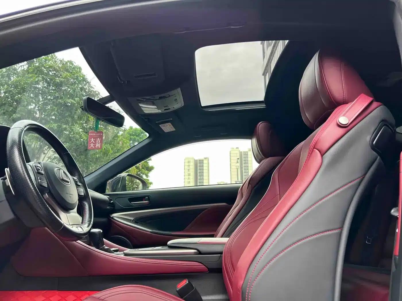 Lexus RC 2016 200t F SPORT Edition — миниатюра 13