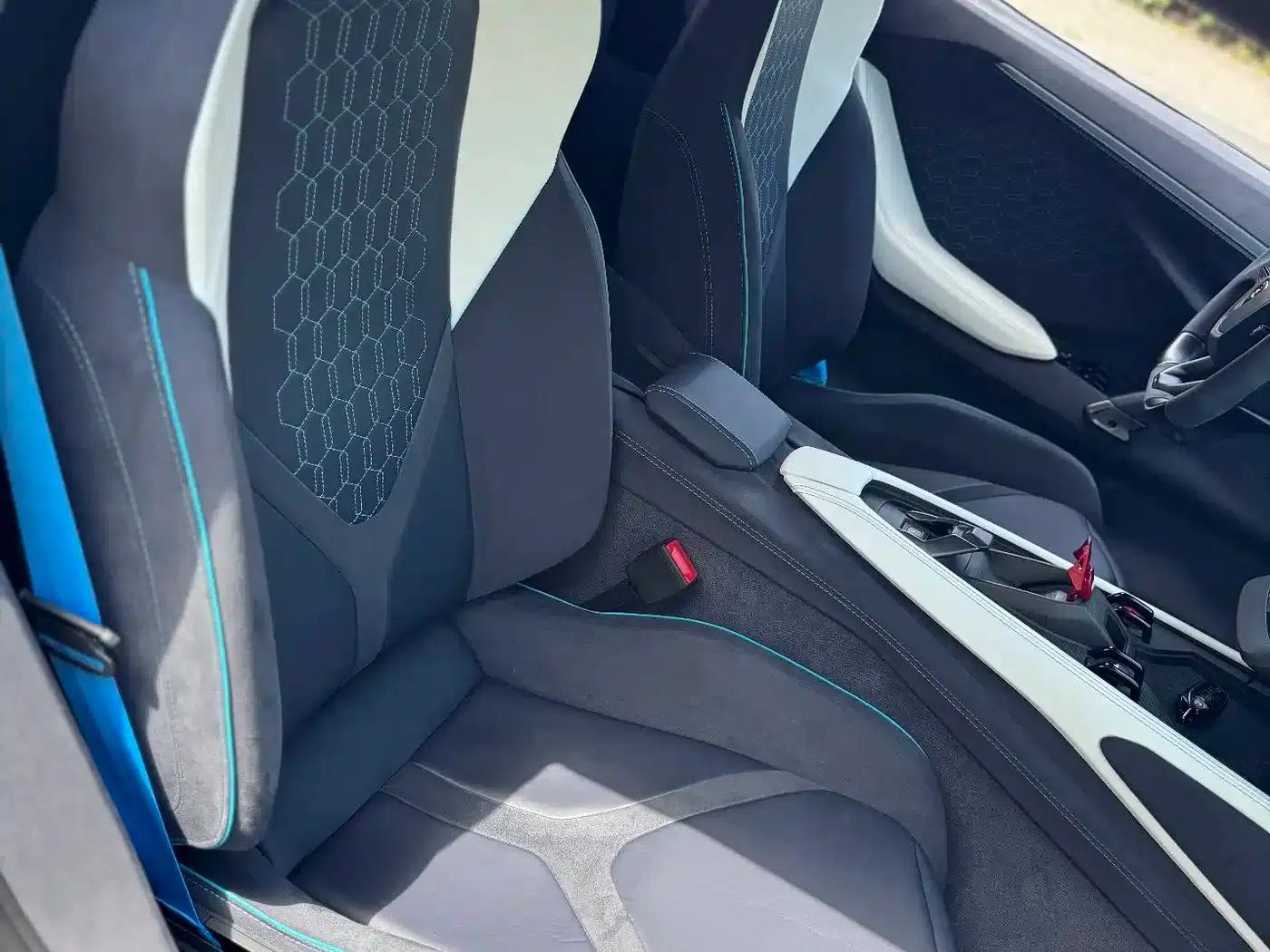 Revuelto 2023 6.5L PHEV Standard Edition — миниатюра 7