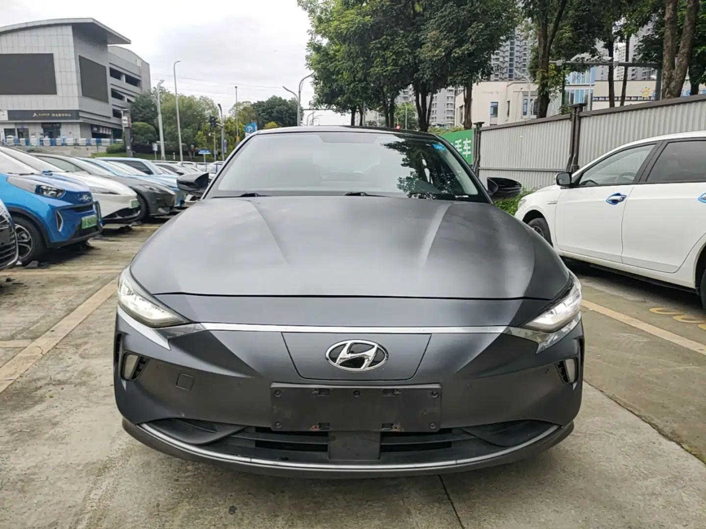 Hyundai Lafesta Electric 2020 GLX ZhiJie Edition — миниатюра 2