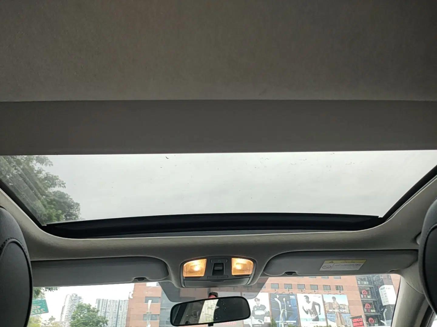 Hyundai Lafesta Electric 2020 GLX ZhiJie Edition — миниатюра 21