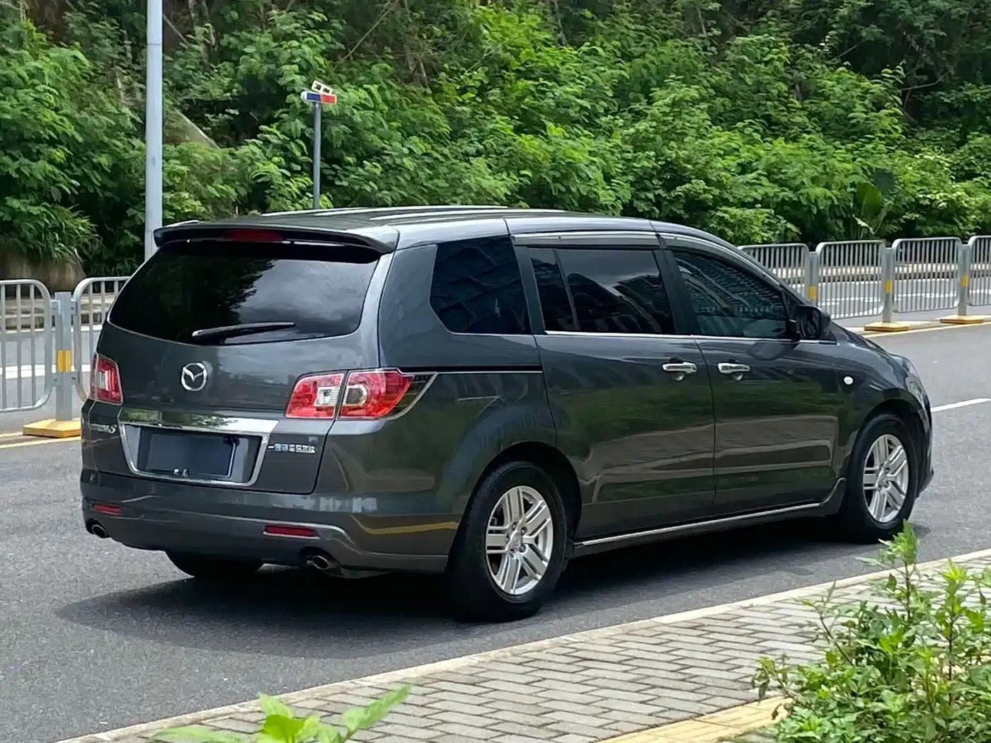 Mazda 8 2011 2.3L Premium Edition — миниатюра 4