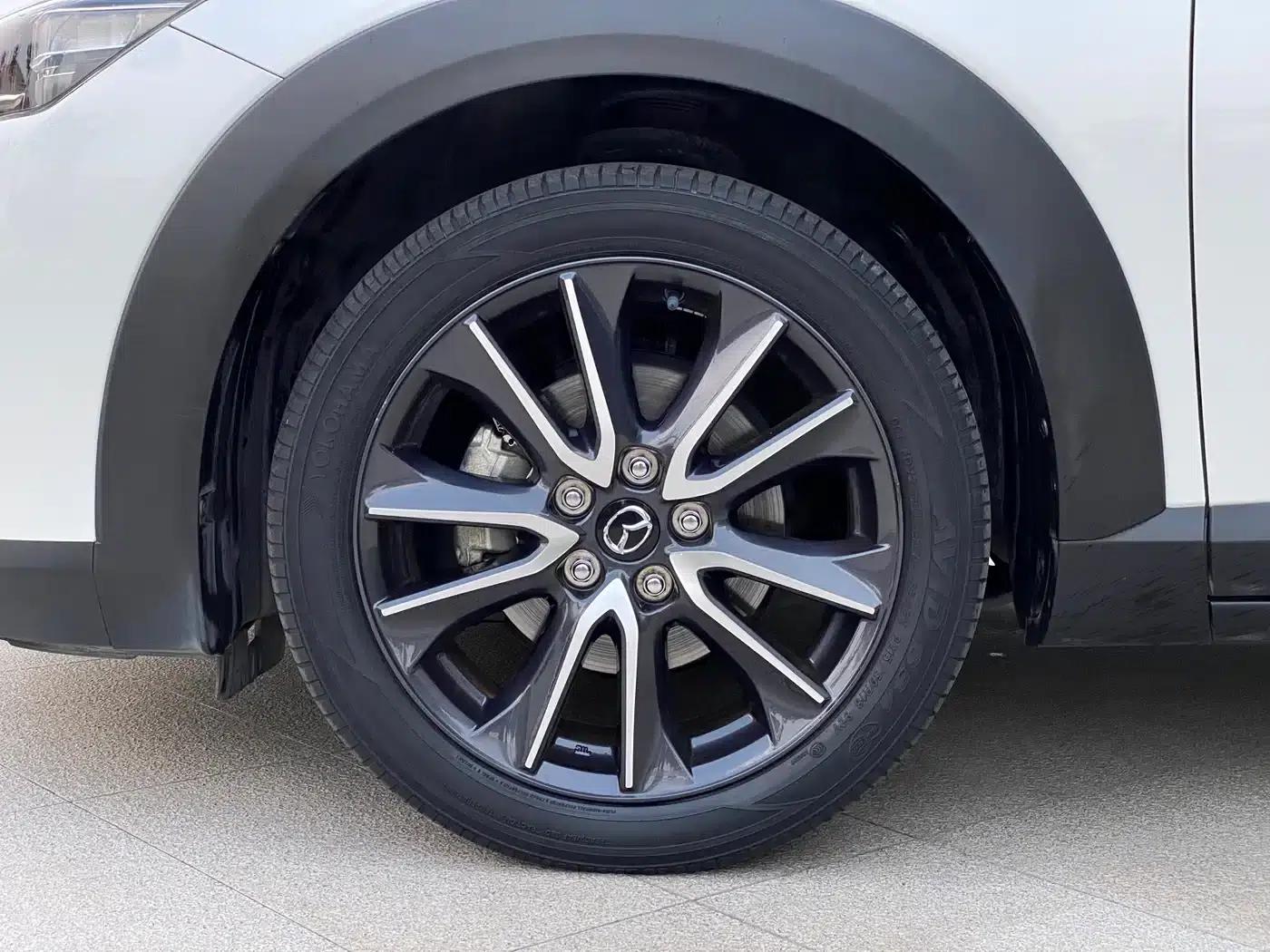 Mazda CX-3 2018 2.0L Automatic Premium — миниатюра 12