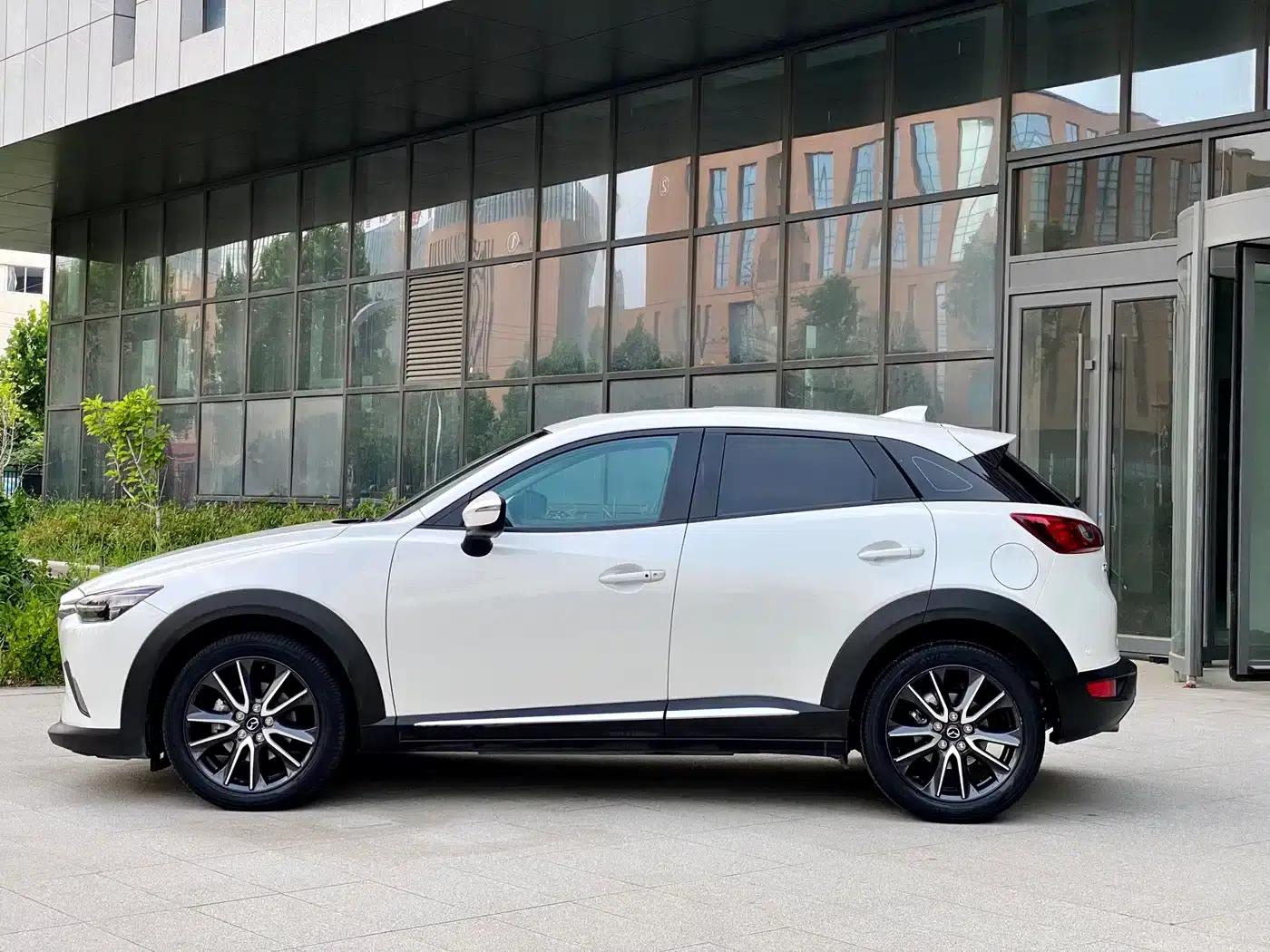 Mazda CX-3 2018 2.0L Automatic Premium — миниатюра 10