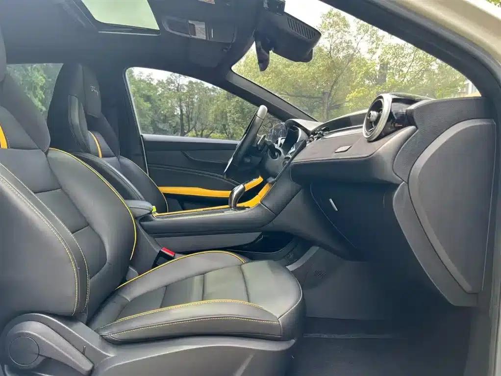 MG6 PHEV 2020 1.5T Hybrid Trophy Flagship Edition — миниатюра 12