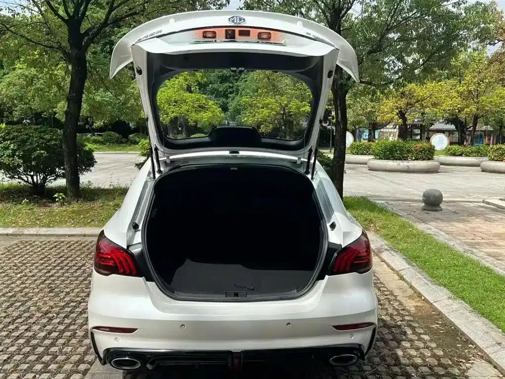MG6 PHEV 2020 1.5T Hybrid Trophy Flagship Edition — миниатюра 15