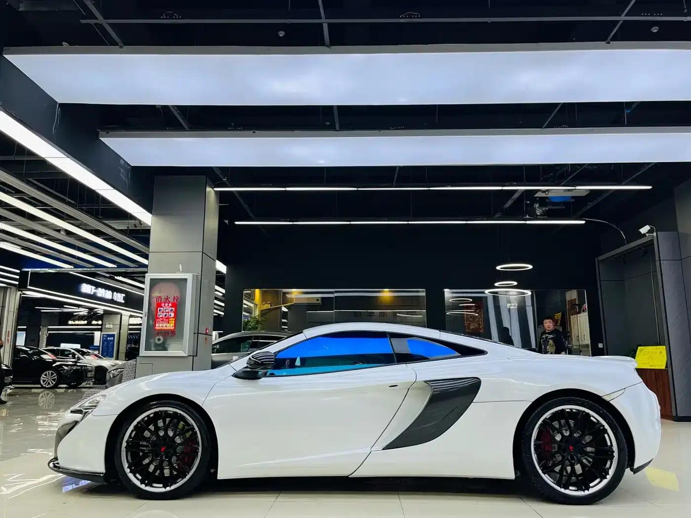 McLaren 12C 2013 3.8T Coupe — миниатюра 4